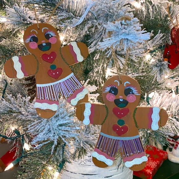 Other - Christmas 🎄 Gingerbread Men Wooden Ornaments (2)